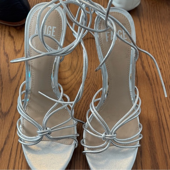 NWT Paige Silver Strappy High Heel Sandals size 8 - Picture 4 of 10